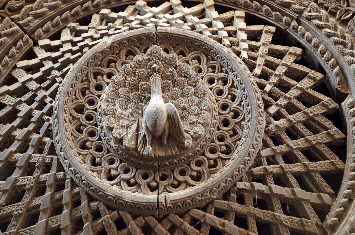 Kathmandu Bhaktapur 09-2 Wooden Window With Partially Intact Bird 